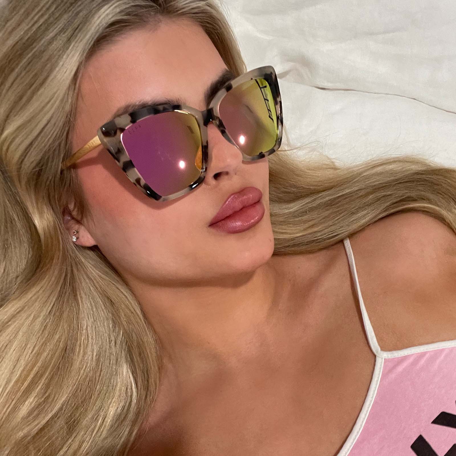 BECKY II - CREAM TORTOISE + PINK MIRROR SUNGLASSES - Image 7