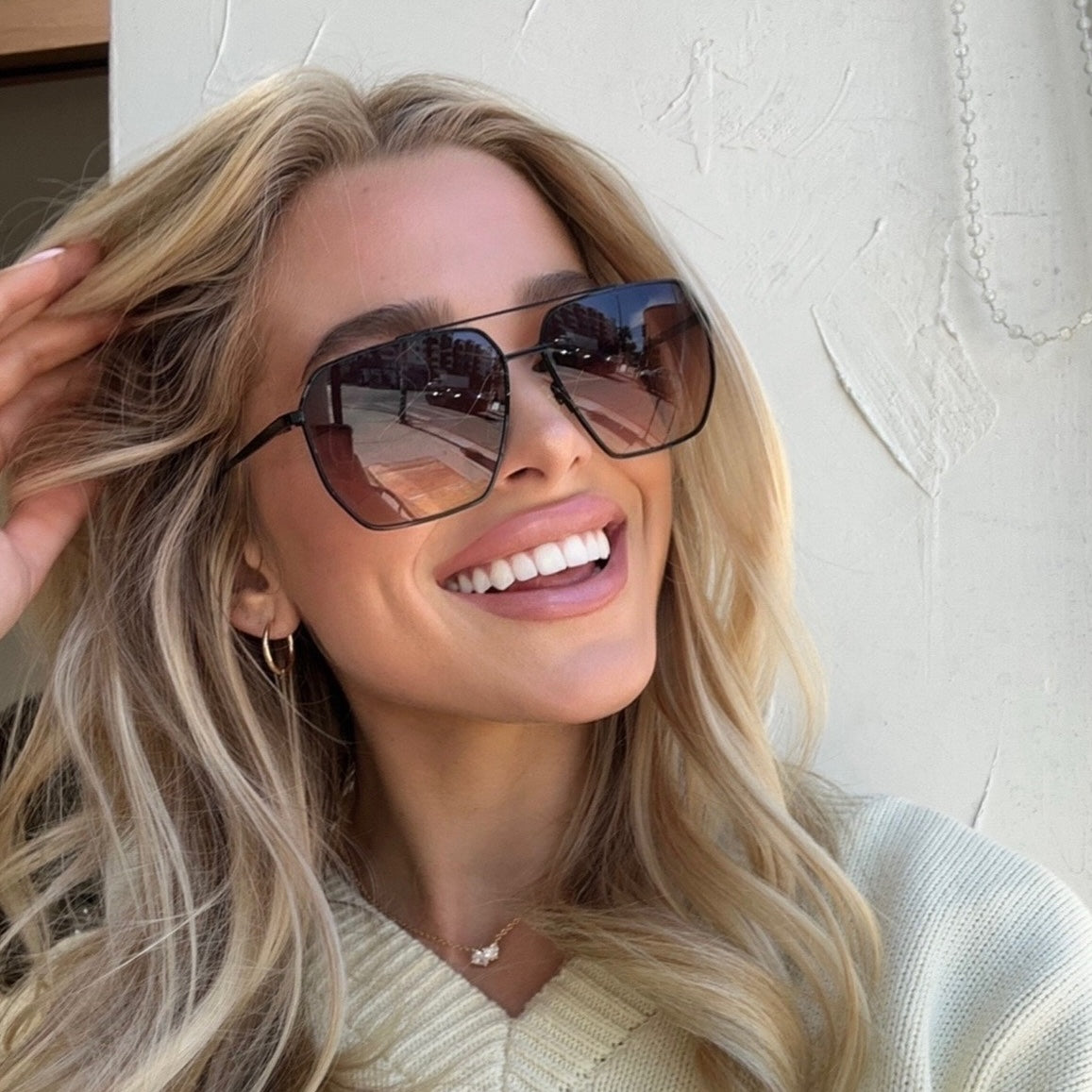 BERKELY - BLACK + TWILIGHT GRADIENT SUNGLASSES - Image 8