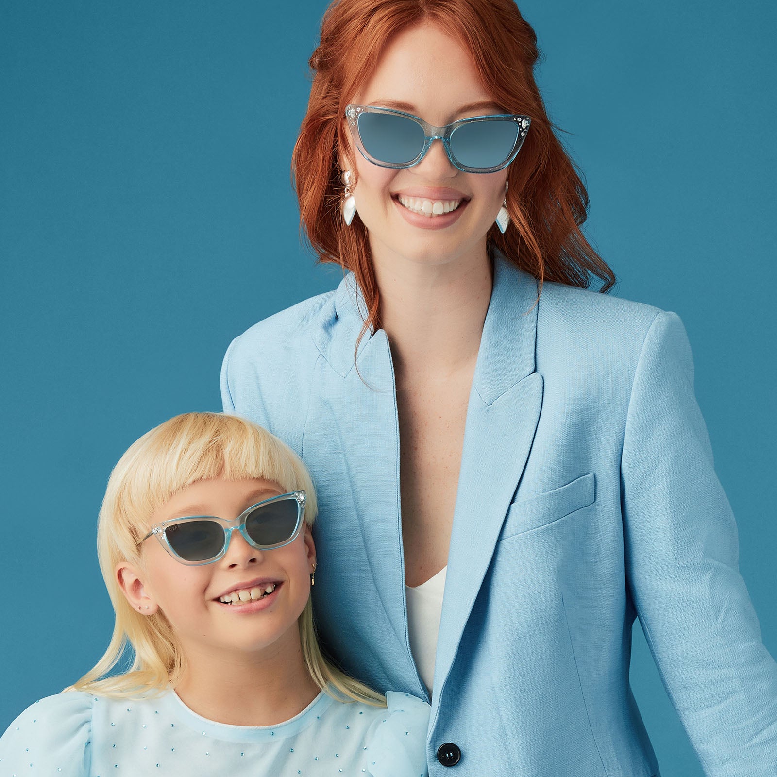 CINDERELLA - BLUE CRYSTAL GLITTER + BLUE DUST GRADIENT + POLARIZED SUNGLASSES - Image 5