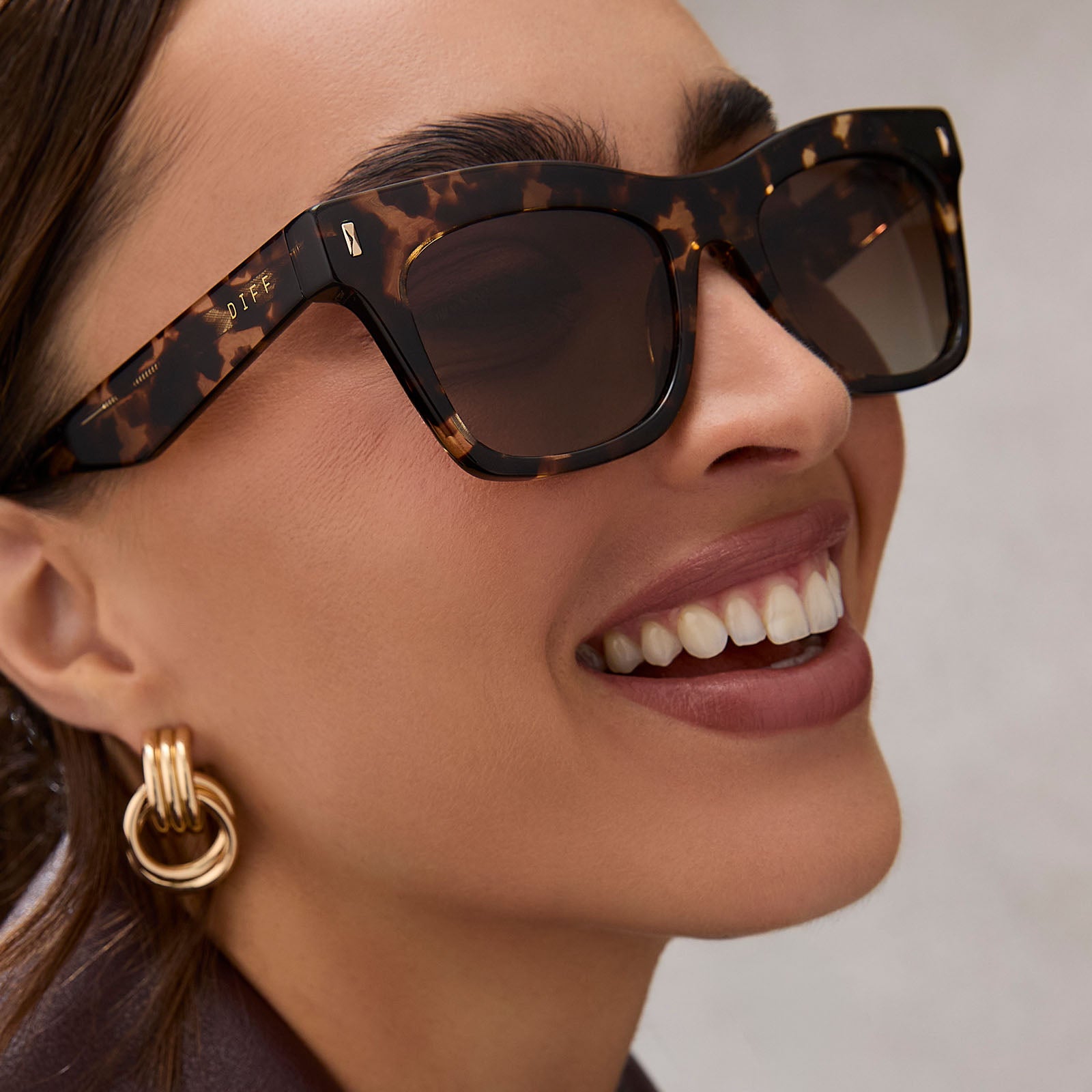 BRADLEY - ESPRESSO TORTOISE + BROWN GRADIENT + POLARIZED SUNGLASSES - Image 8