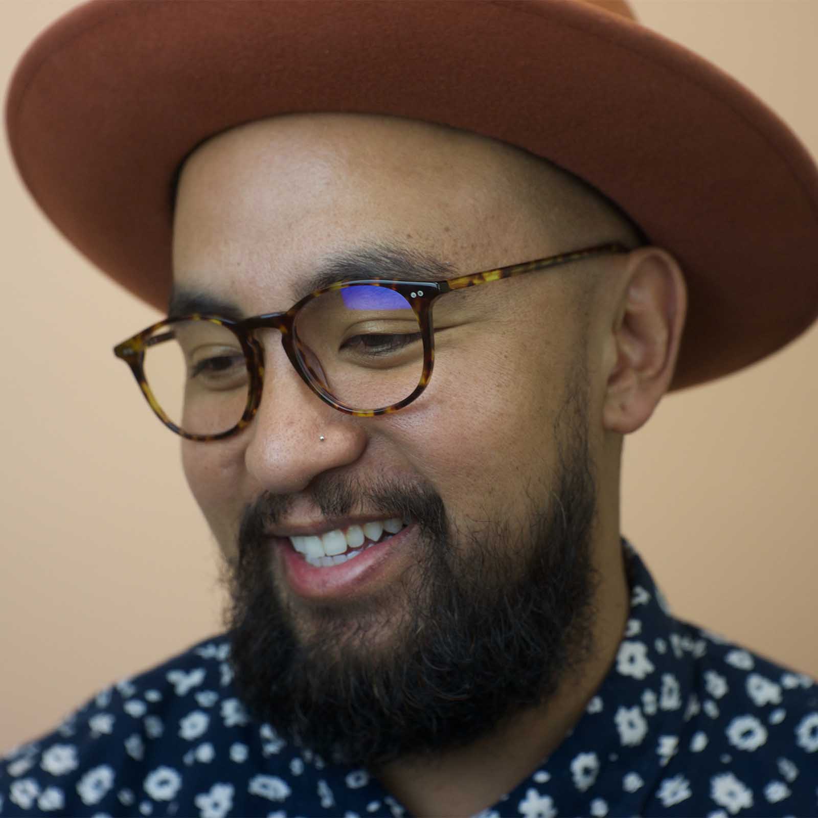 JAXSON - AMBER TORTOISE + GLASSES - Image 8