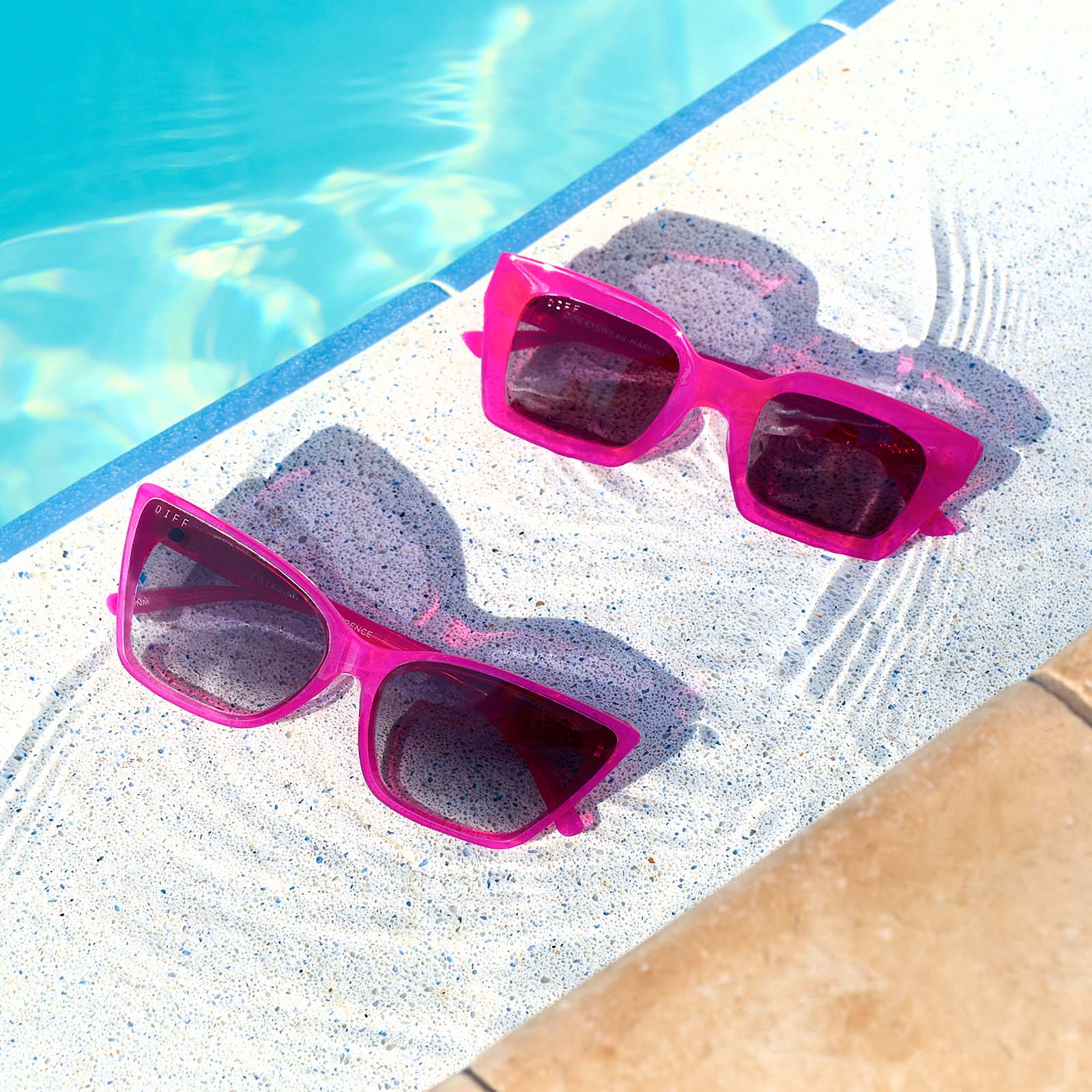 ALINA - BRIGHT TULIP + GREY GRADIENT SUNGLASSES - Image 7